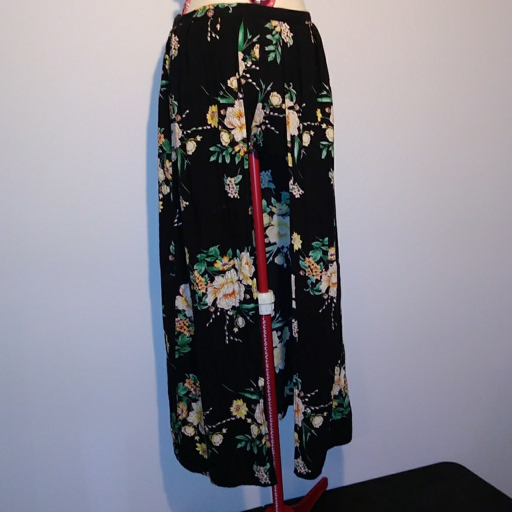 Derek Heart Floral Assymetrical Shorts / Skirt